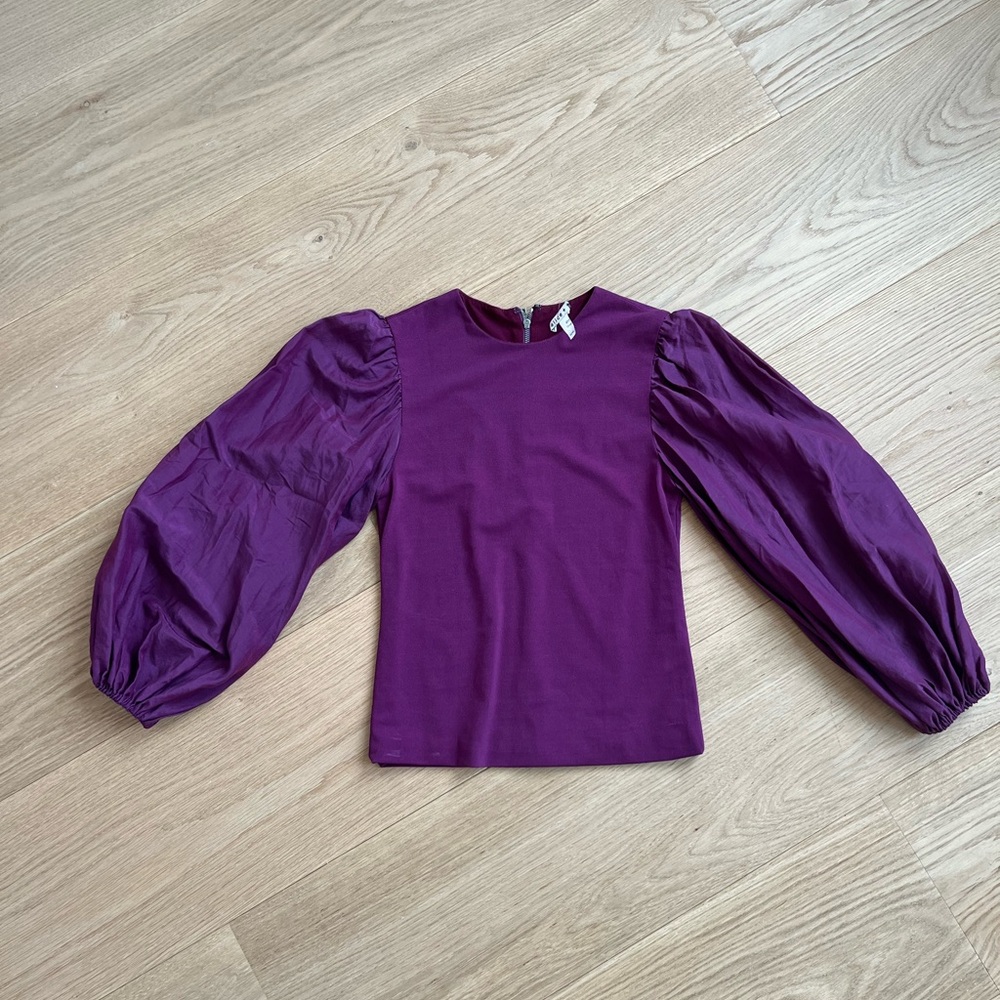 Alice + Olivia Purple Fitted Blouse with Puffed Long Sleeves - SAMPLE